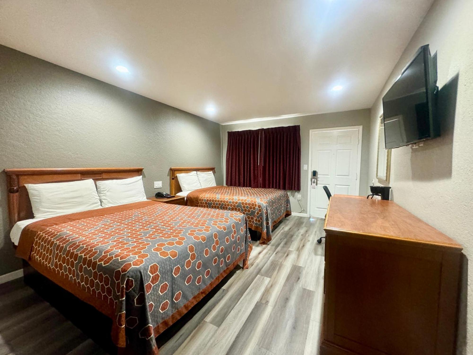 Villa Court Inn Оровил Екстериор снимка